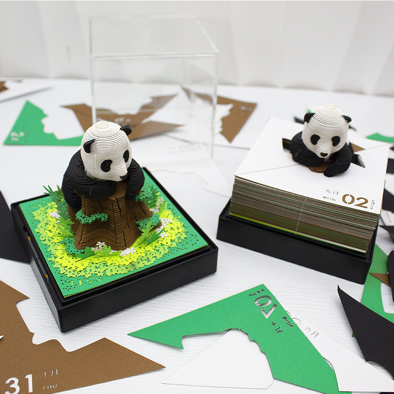 2024 Venta caliente transfronteriza 3D papel tridimensional tallado Bloc de notas triturado tesoro nacional panda gigante titular de la pluma Regalo de Cumpleaños creativo
