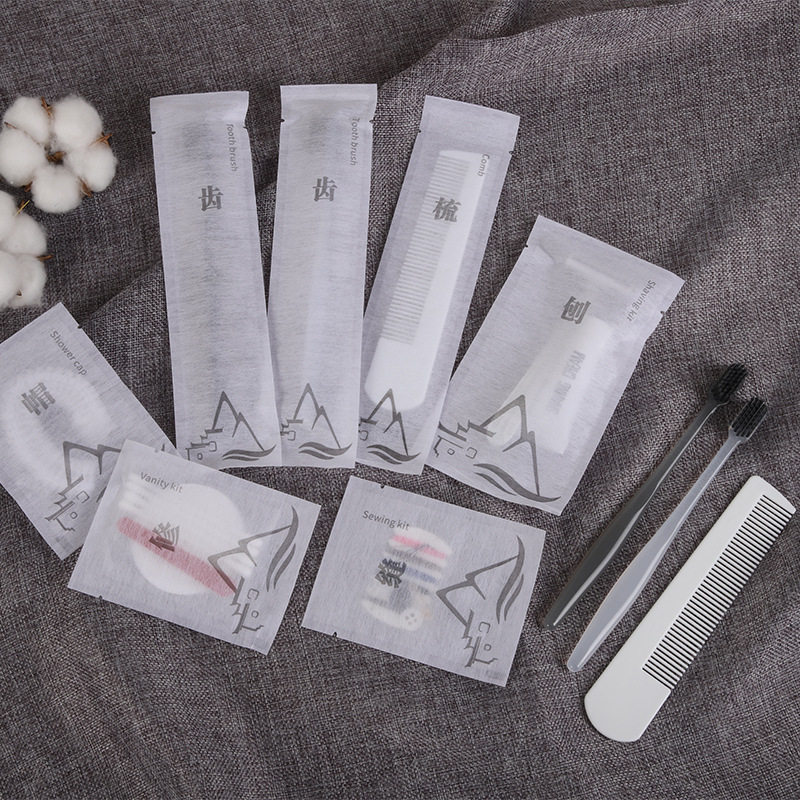 All-Season Hotel Disposable Toothbrush, Comb, Shower Cap, Razor, Non-Woven Toiletries Set, Shower Gel
