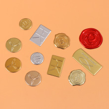 金属香水铭牌制作复古防火漆蜡金属标牌不锈钢铝制弧形酒瓶标批发