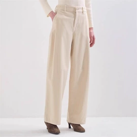 女式针织衫;女式T恤;时尚休闲套装