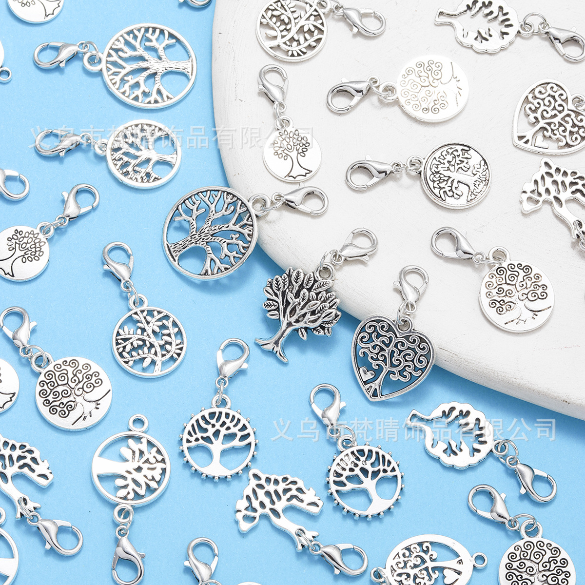 Ventas transfronterizas en caliente colgante de plata antigua hueco serie de colgante de aleación árbol de la vida diy pulsera orejas hechas a mano