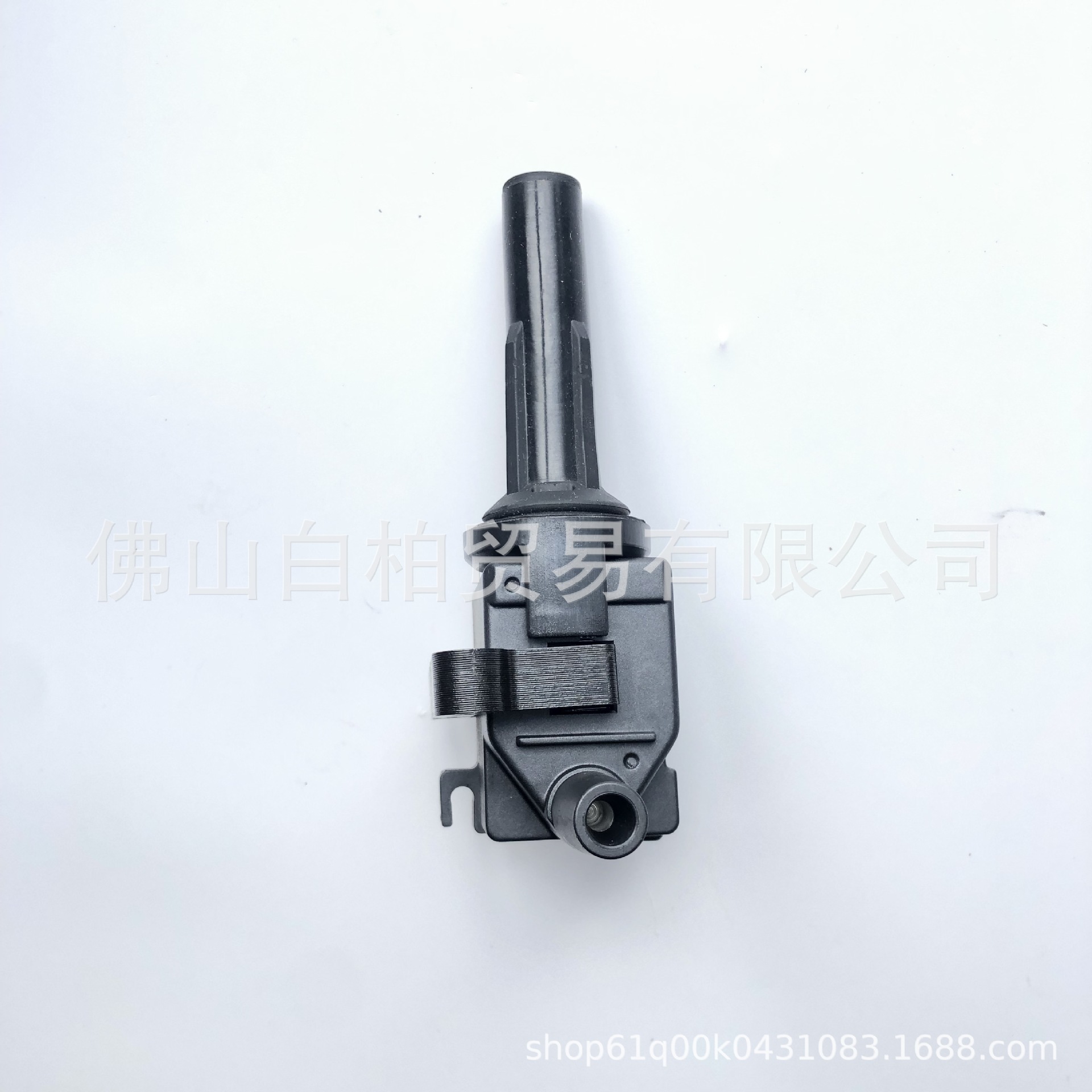 In-Stock Md338017 Ignition Coil for Cross-Border E-Commerce, Suitable for Mitsubishi Md338017