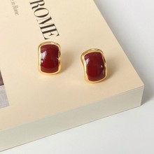 【相思豆】珐琅油画感红色耳夹无耳洞女蚊香盘耳饰小巧耳钉复古