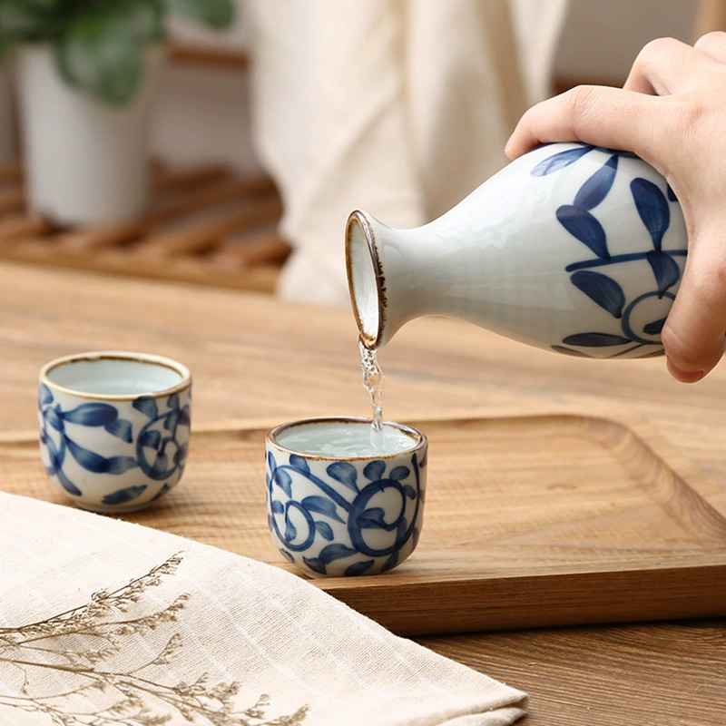 Creative ceramic wine dispenser, wineglass, hand painting, simple and elegant design
