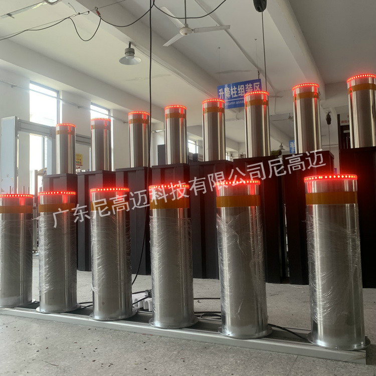 厂家供应不锈钢车挡LED发光灯阻车成品升降柱固定路桩活动警示柱