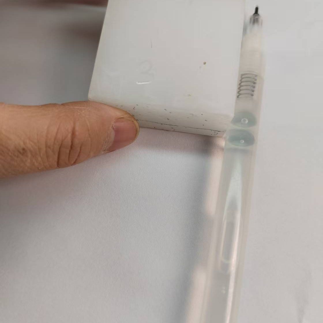Magic Props: Colorless and Odorless Shadow Pen, Visible by Reflecting Light