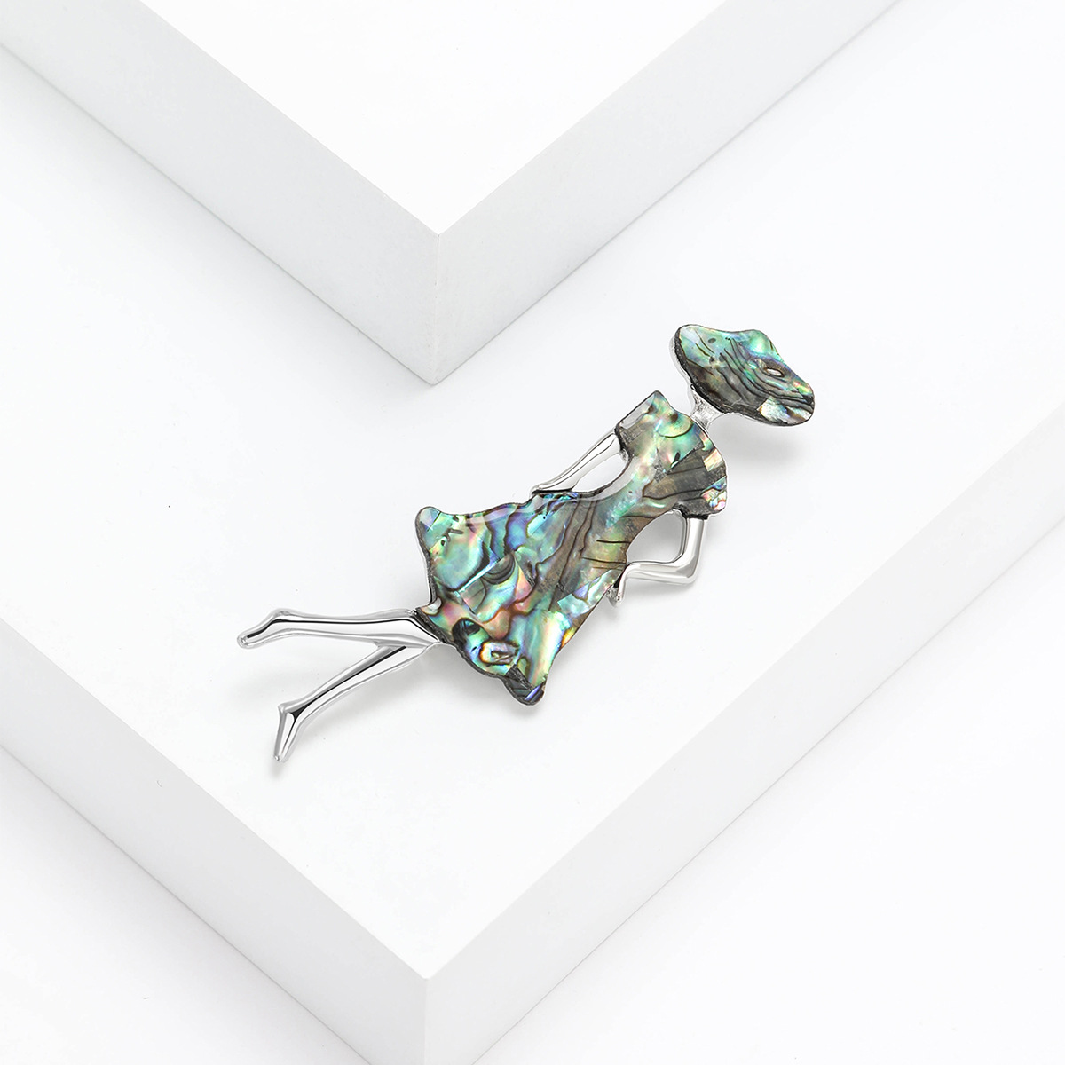 Women's Gender Lady Pin Cartoon Character Alloy Inlay Shell Women's Brooches
