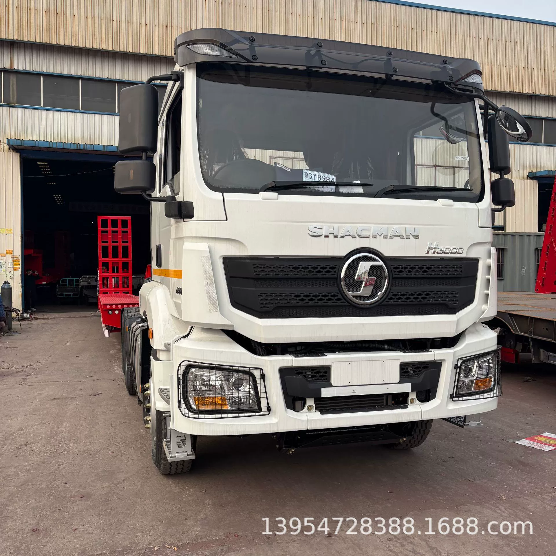 Экспортная торговля: тягач Shaanxi Automobile Delong F3000, 20 кубических метров, 2-х осный самосвал Howo 371, цена.