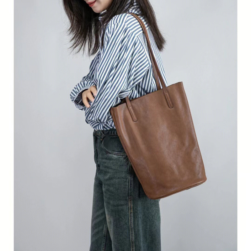 QZ Lazy Style Bucket Bag Large Capacity Tote Bag Genuine Leather Shoulder Bag for Women Retro Versatile Soft Vegetable Tanned Cowhide Bag - Thumbnail 4