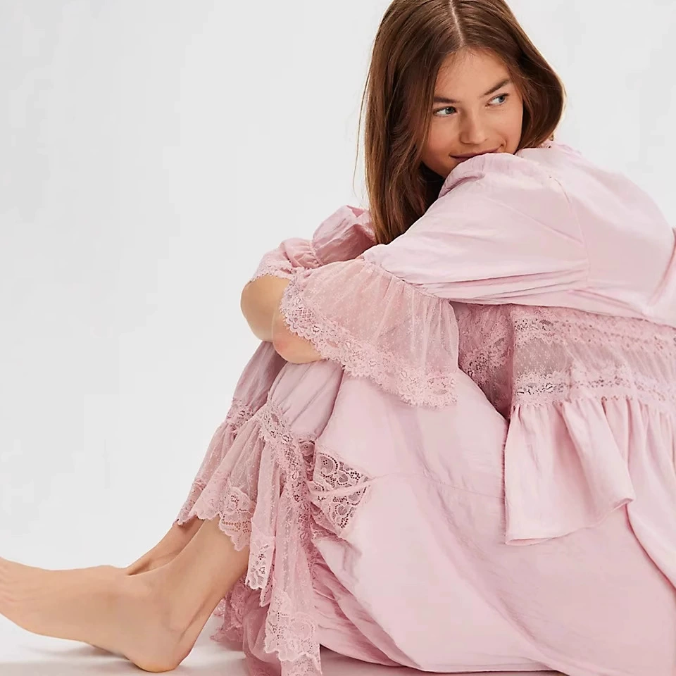 2025 Европа и США трансграничные ранние весенние новые полые кружевные шнуровки