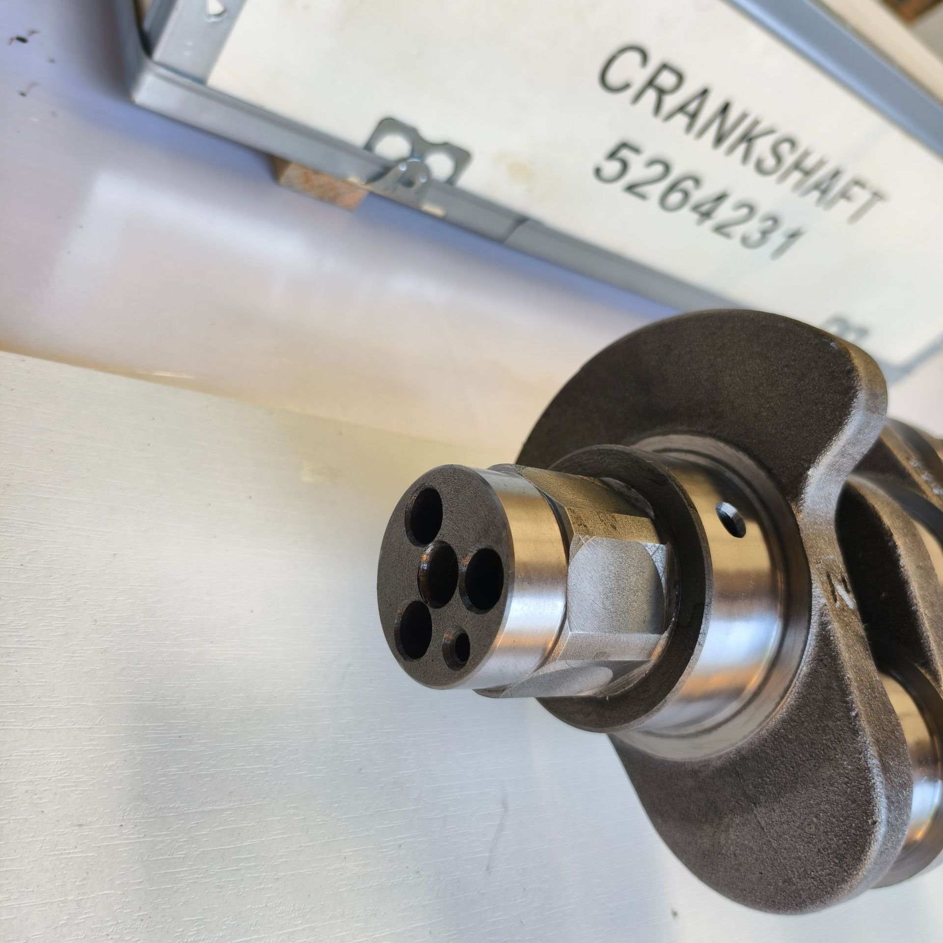 Factory direct supply supports customization of Foton Cummins ISF2.8 engine crankshaft OE 5264231
