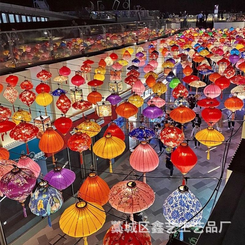 Mid-Autumn Festival and National Day Outdoor Waterproof Vietnamese Scenic Lanterns, Floral Fabric Shaped Lanterns, Ancient Style Silk Lanterns for Scenic Areas and Streets