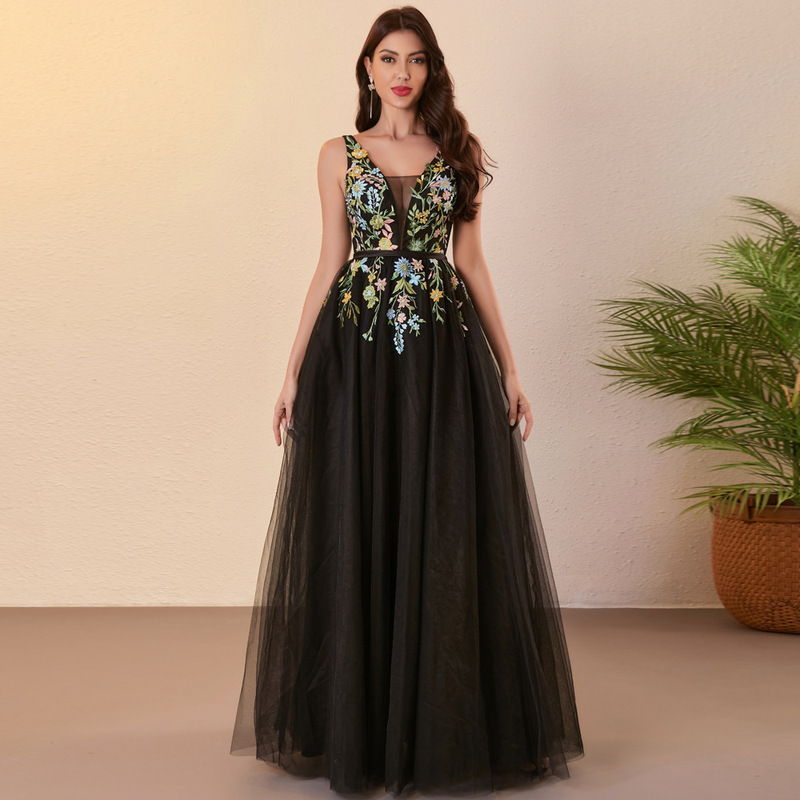 Cross-Border European and American Deep V-Neck Ball Gown with Three-Dimensional Colorful Embroidery Lace Formal Banquet Mesh Dress Long Style Cross-Border European and American Deep V-Neck Ball Gown with Three-Dimensional Colorful Embroidery Lace Formal Banquet Mesh Dress Long Style
