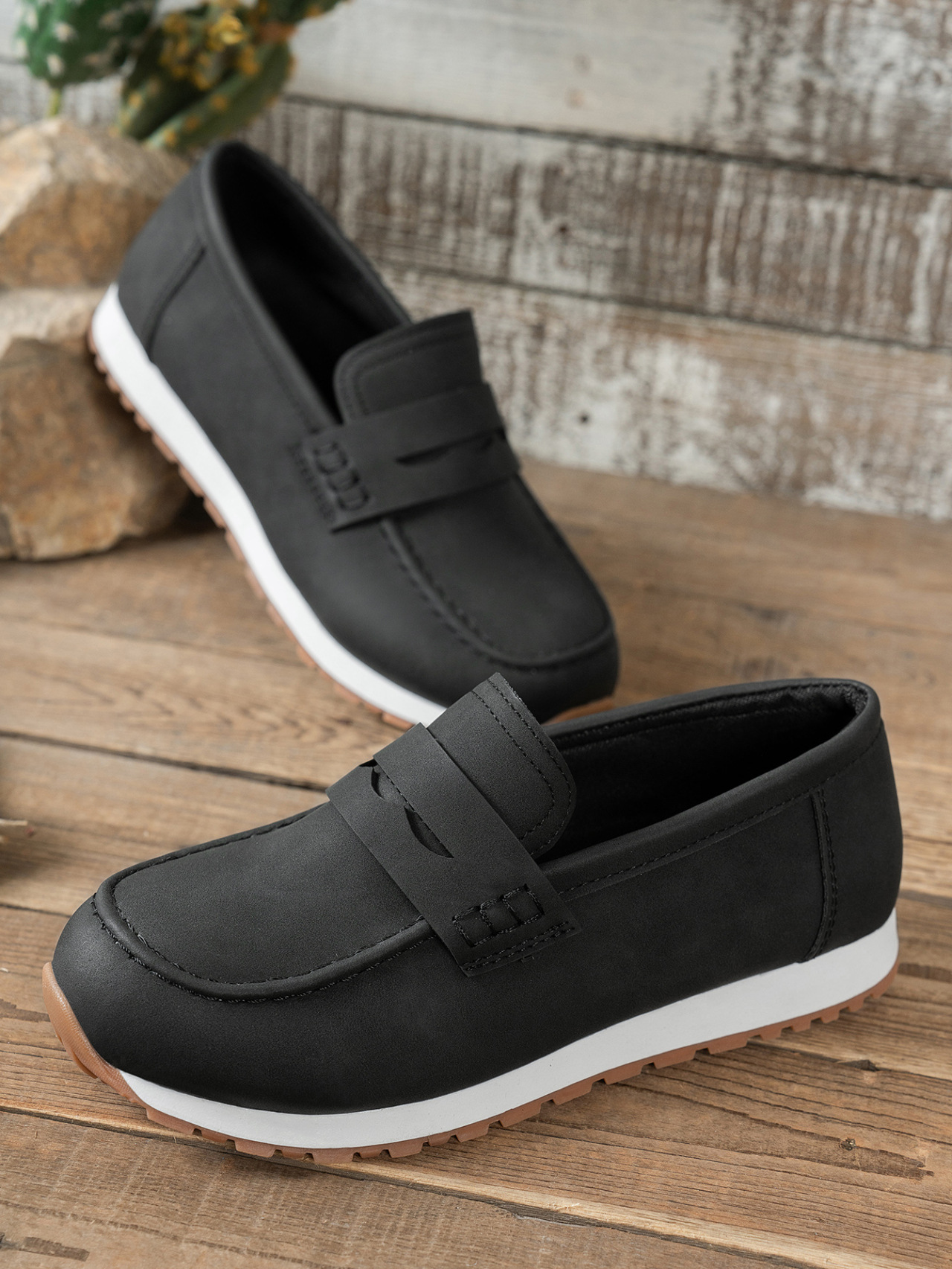 Comfortable Plus Size Women's Running Shoes Spring British Style Loafers Thick Soled_voghion.com