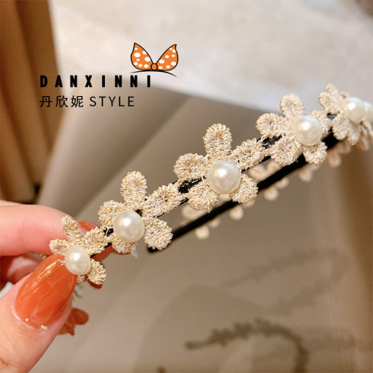 Children's hairpin hairband girl's cute little flower non-slip toothed headband little girl's Korean Princess broken hair headdress