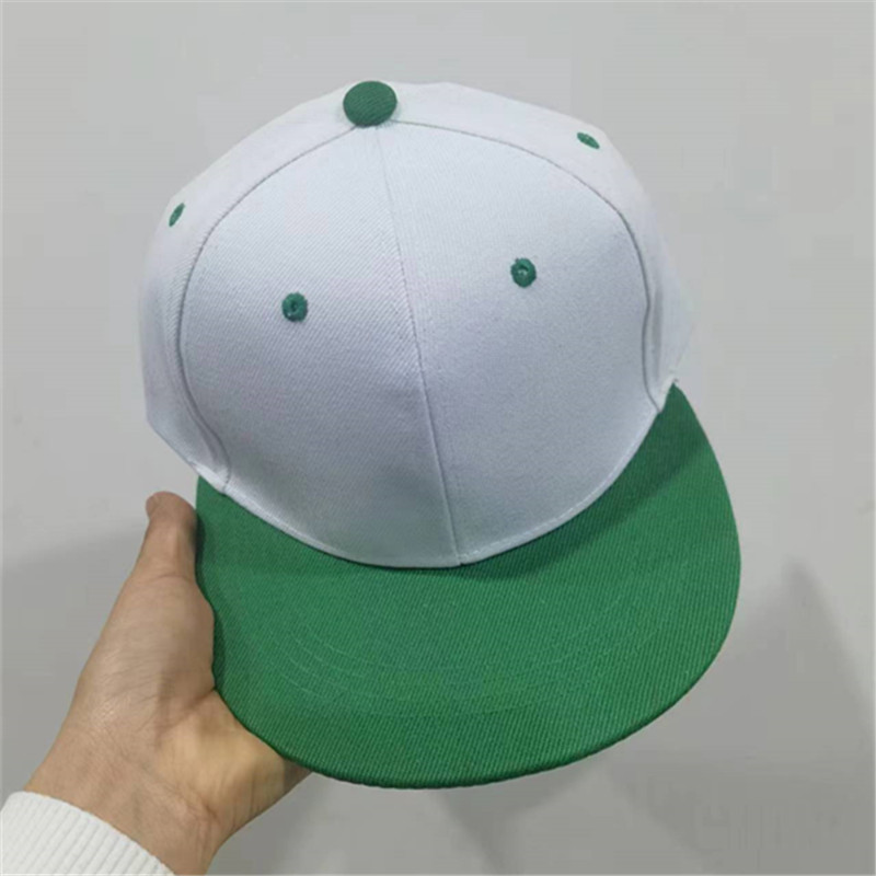 흰색 상단 녹색