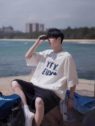 Men's Short Sleeve T-Shirt Hong Kong Style Minimalist Niche Oversize Casual Versatile Half Sleeve T-Shirt