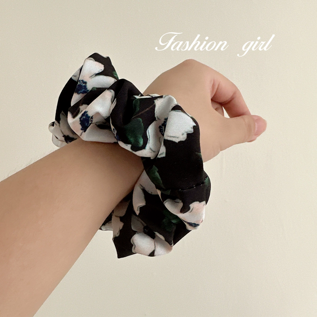 Retro mountain tea, ponytail, hair rope, hair accessory, high-quality style, bright catchy style