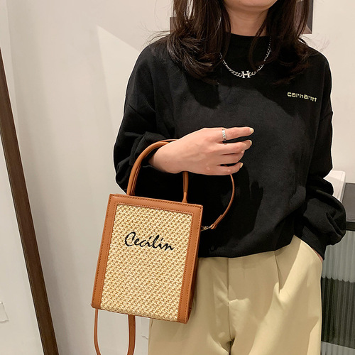This year's popular bags for women summer  new fashion ins niche straw handheld small square bag single shoulder crossbody bag