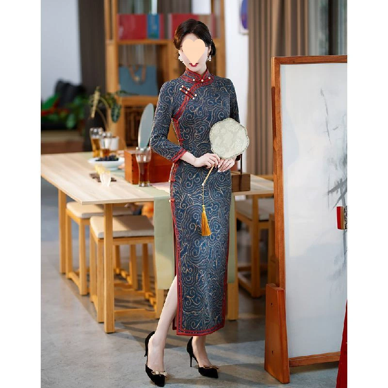 Новое улучшенное ретро-платье-ципао из бархата Сяньюнь, стройнящее, весна-осень 2025 года, элегантная женская одежда