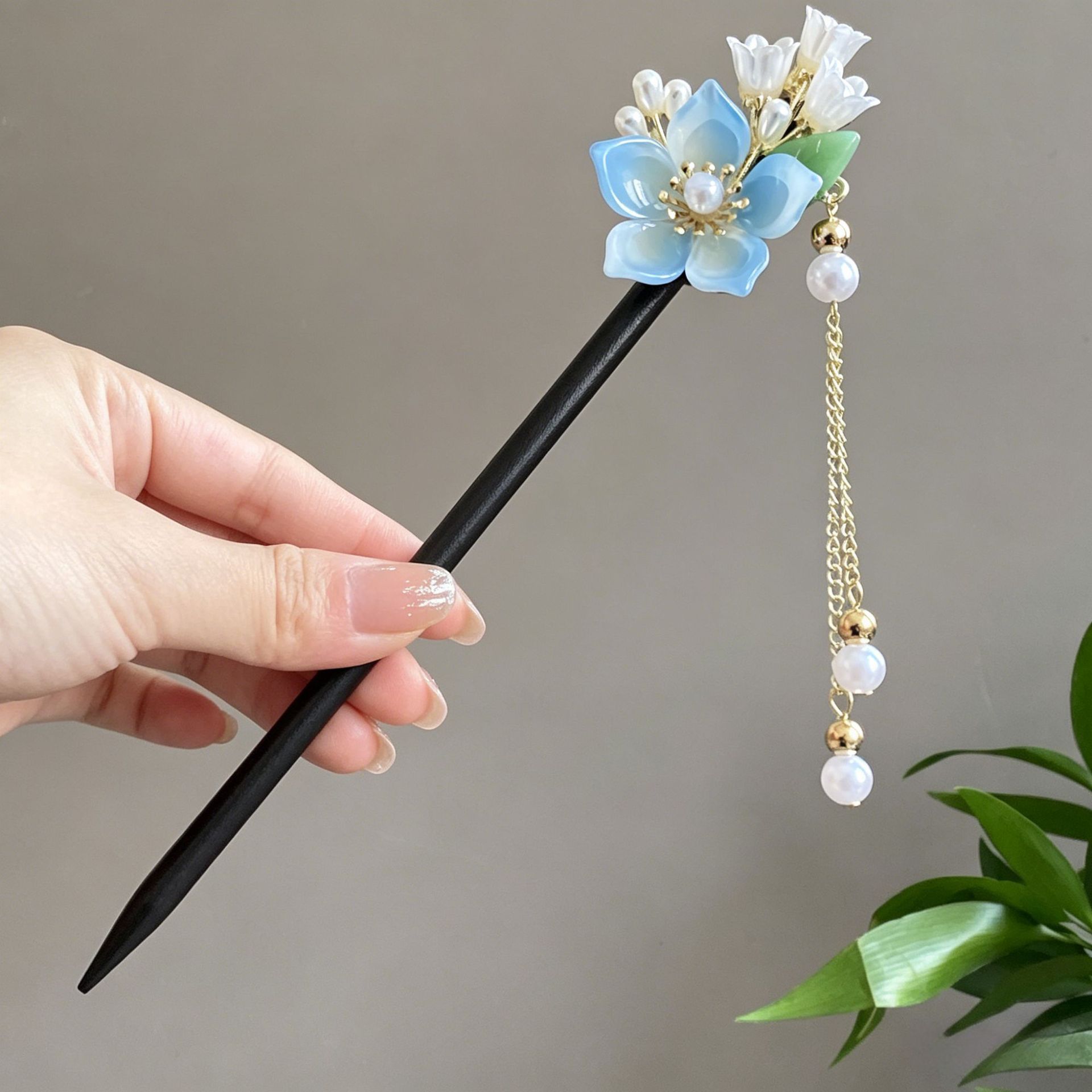 Hairpin 2476