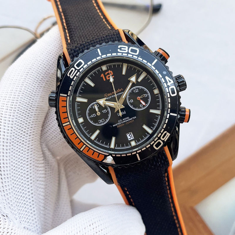 2023 Upgraded Luxury Men's Business Casual Wrist Watch Stainless Steel Case Rubber Strap Men's Quartz Wrist Watch 2023 Upgraded Luxury Men's Business Casual Wrist Watch Stainless Steel Case Rubber Strap Men's Quartz Wrist Watch