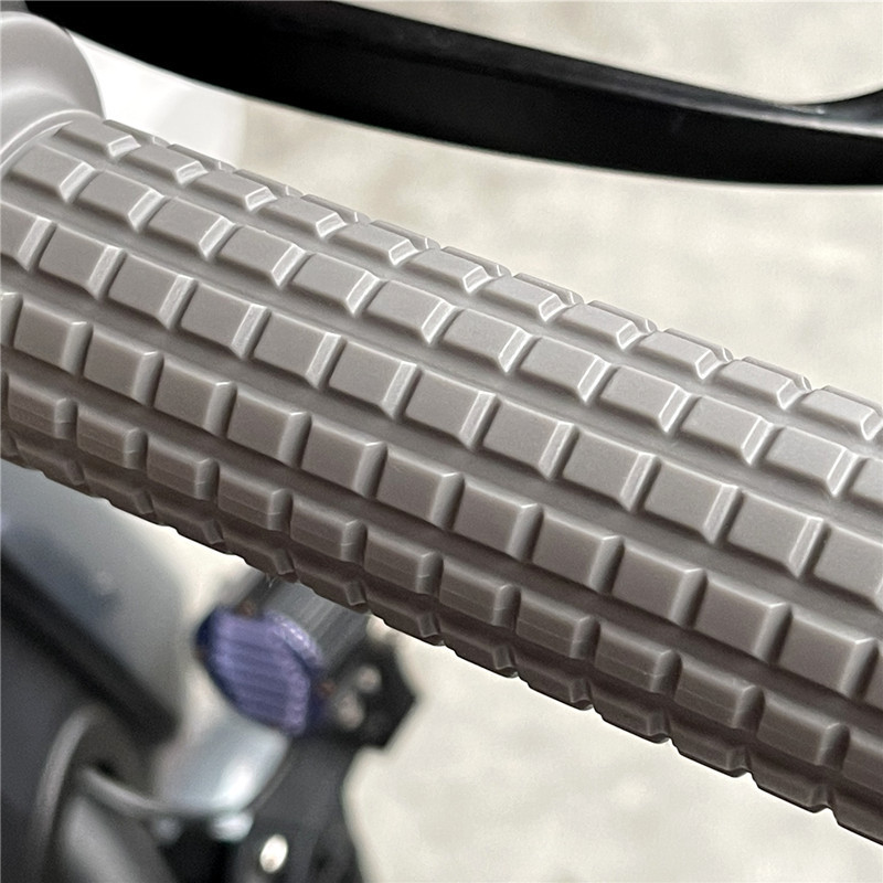 Motorcycle Handlebar Cover, Motorcycle Street Bike Modification Accessories, Moped Retro Handlebar Glue, Throttle Grip, Direction Handlebar Cover
