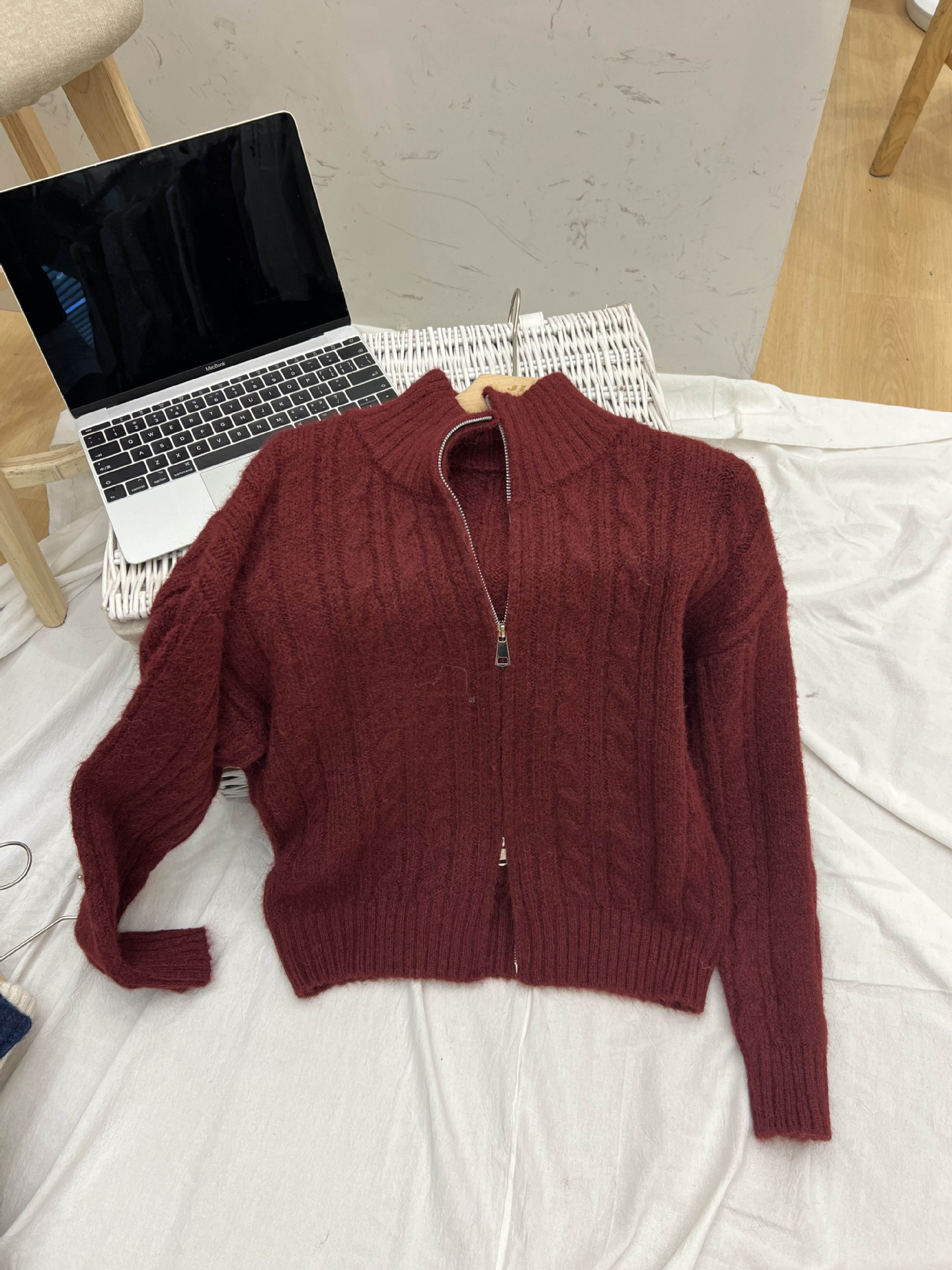 24 invierno Puyuan collar de pila retro flor trenzada lana tejido cardigan de color sólido de mujer coreana