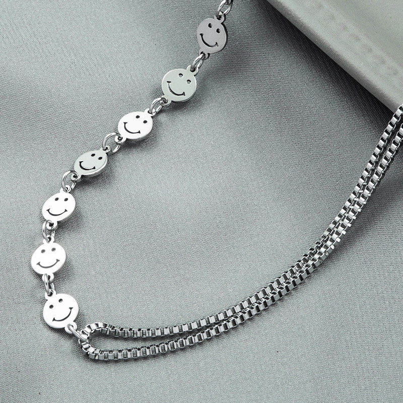 INS Hip Hop Style Luxury Niche Design Whole Body Titanium Steel Smiley Face Clavicle Chain Internet Celebrity Same Style AllMatching Couple Necklacepicture4