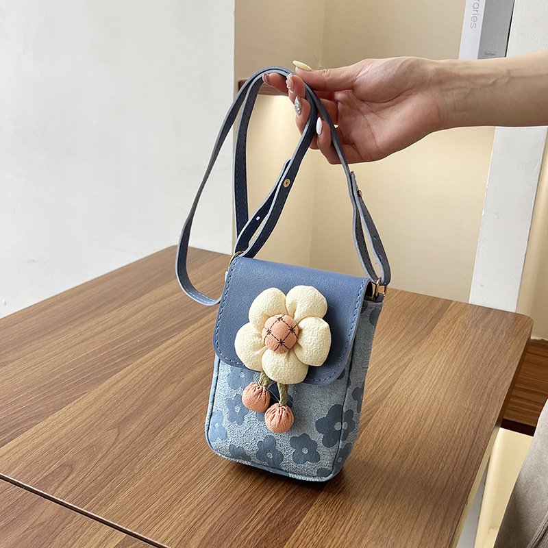 Western-style simple fashion casual flower small bag women's 2024 spring new style personalized ins messenger bag mobile phone bag