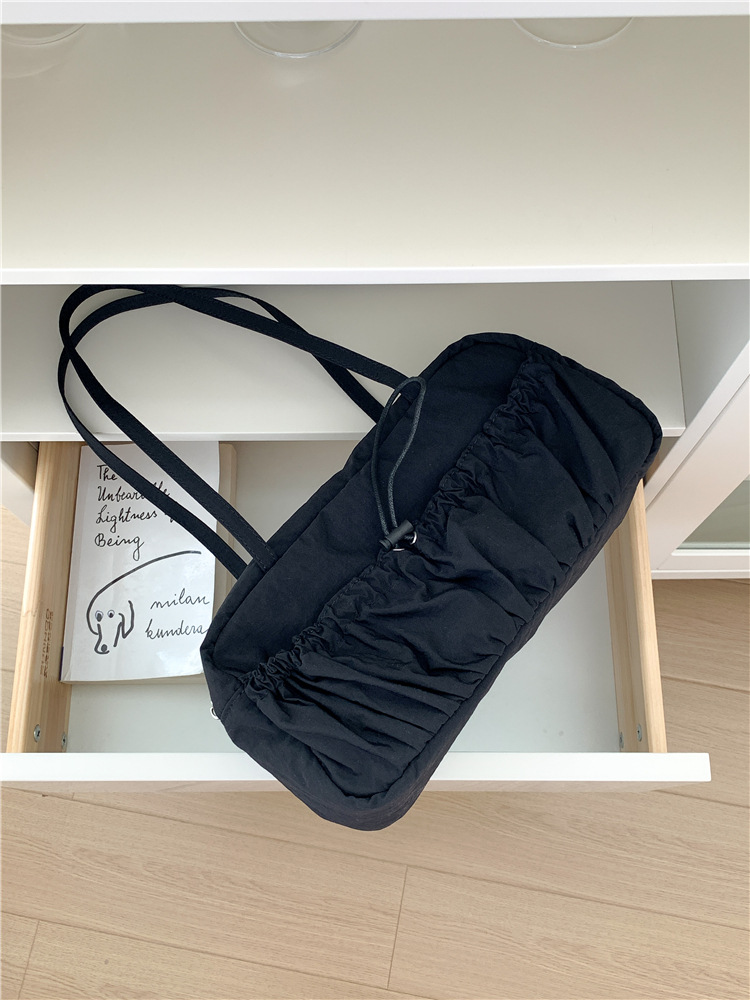 Pleated high-end underarm niche commuting tote shoulder feminine temperament, new high-capacity nylon bag, female_voghion.com