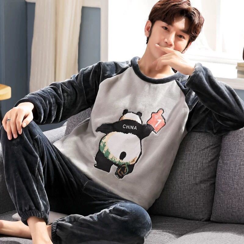 Fábrica de fuente gran cantidad de pedidos de pijamas de hombre otoño y invierno de coral espesaje de dibujos animados de franela conjunto de ropa para el hogar