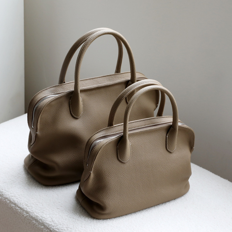 Designer's New Genuine Leather Women's Shell Bag, First-Layer Cowhide Large-Capacity Tote Bag, Commuter Handbag for Women Designer's New Genuine Leather Women's Shell Bag, First-Layer Cowhide Large-Capacity Tote Bag, Commuter Handbag for Women
