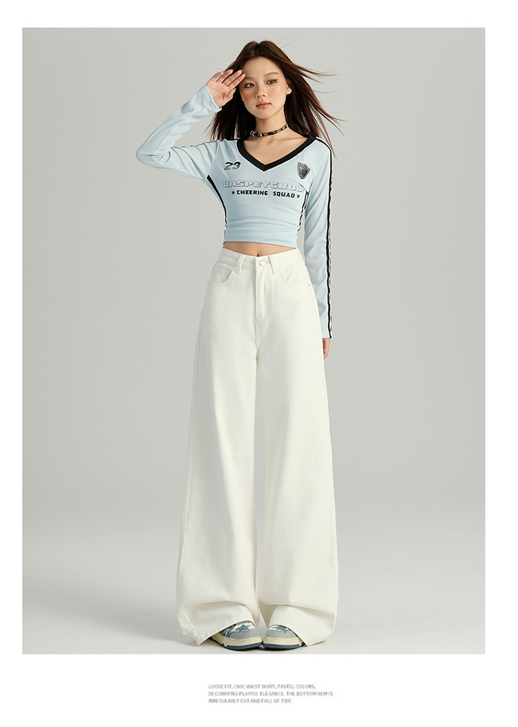 Jeans femme taille haute et jambes larges coupe droite chic_voghion.com