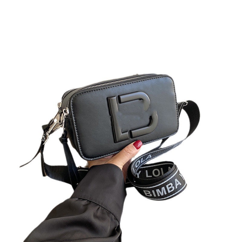 Bolso de hombro transfronterizo tendencia de moda femenina casual todo-fósforo teléfono móvil pequeño bolso cuadrado al por mayor cinturón de hombro ancho bolso de mensajero de color sólido