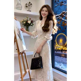 连衣裙;女式衬衫