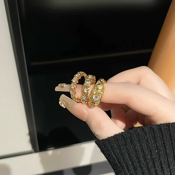Fashion Light Luxury Small Chanel Style Diamond Pattern Flash Diamond Zircon Ring Full Diamond Exquisite Elegant All-match Textile Fold Ring