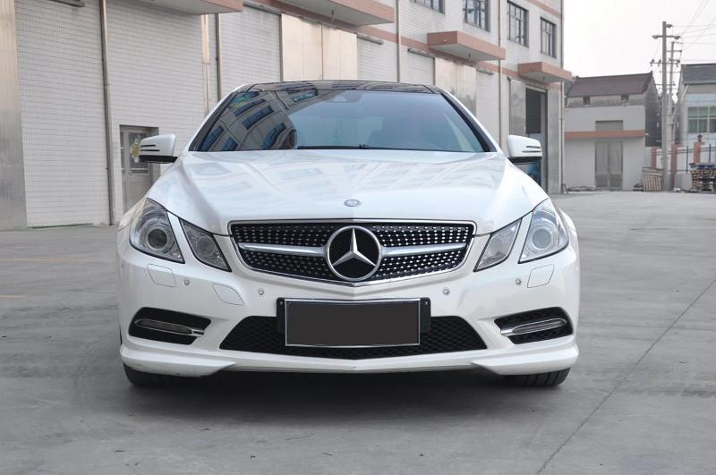 Suitable for 09-13 W207 Mercedes-Benz Ecoupe Modified Amg Gypsophila Gt Mid-Grid Water Tank Cover Grille