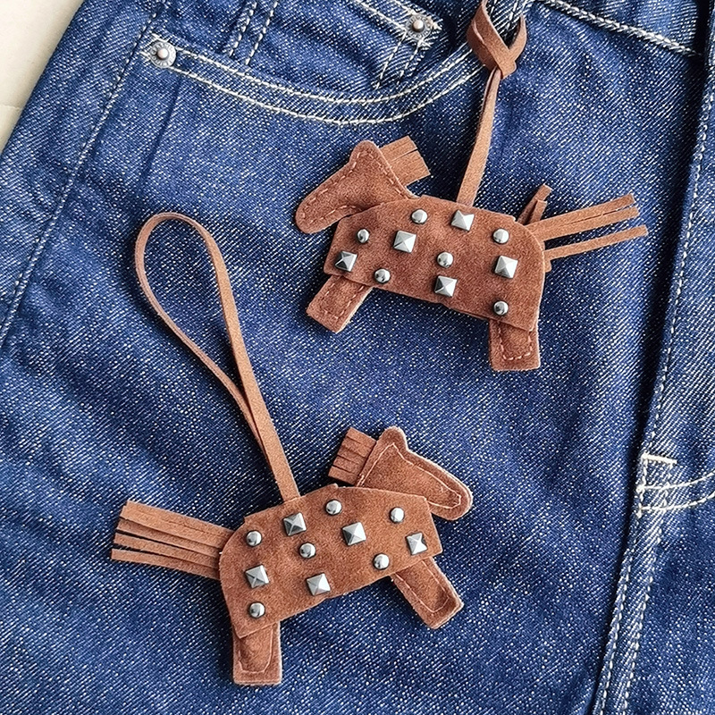 Miu línea de moda jeans bolsos colgantes de lana cuerdas bufandas amor bolsas de cuero colgantes mirad versátiles