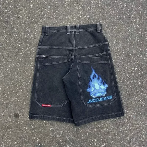 D08 black