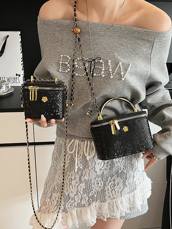 Caja portátil Xiaoxiangfeng Bolso cuadrado pequeño Mujer 2025 Nuevo patrón de serpiente transfronterizo Bolso bandolera de moda de alta gama
