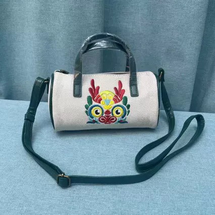 龙年非遗刺绣斜挎包 东乡壮绣背包 手提单肩包  星礼包 斜挎女包
