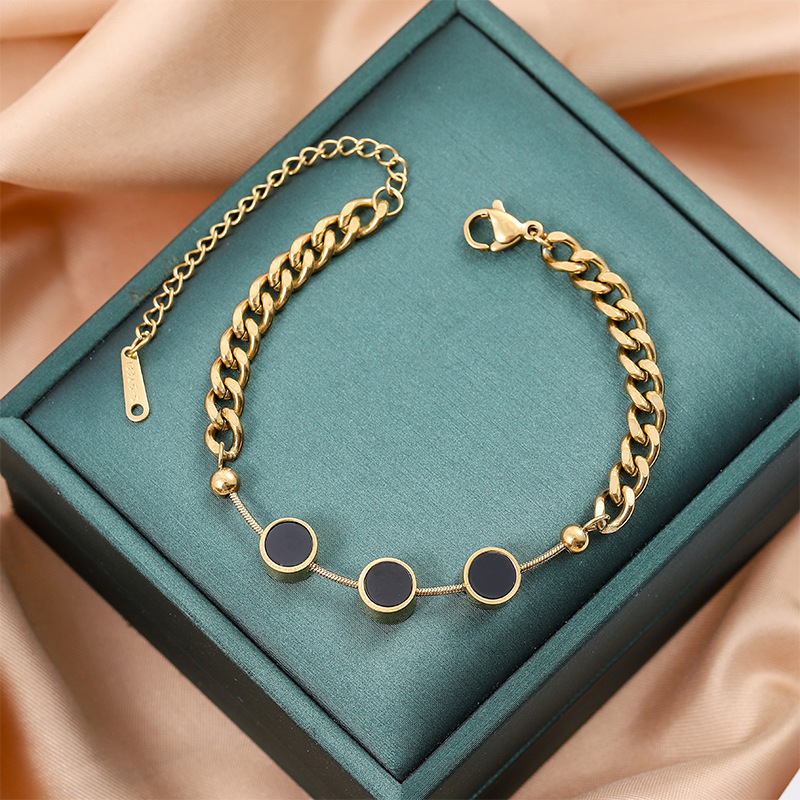 Ventas transfronterizas calientes nuevas pulseras de acero de titanio personalidad femenina de alto nivel diseño ligero de lujo moda temperamento versátil joyería de acero de titanio image 90