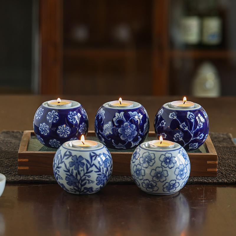 Blue and white classic small porcelain candle