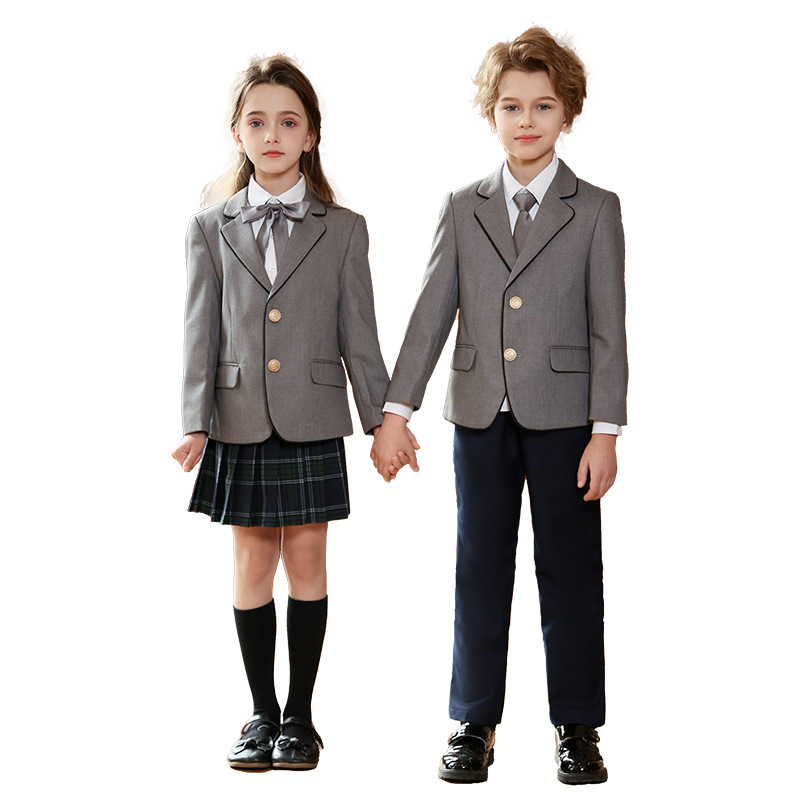 Uniformes escolares de niños, traje de estilo universitario, traje de jardín de infantes, primavera y otoño, traje de estilo inglés de cuatro piezas.