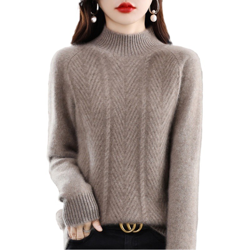 Ropa de otoño e invierno 2024 nuevo popular de este año popular hermoso medio cuello alto grueso suéter de las mujeres camisa de fondo de estilo occidental