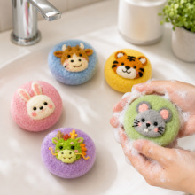 �羳��ë���ֹ���ʮ����Фfelted wool soap��ͨ������ë�����ֶY