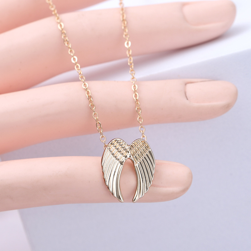 Amazon Shein Temu European and American Cross-Border Hot-Selling Angel Wings Necklace Angel Wings Card Necklace Ins