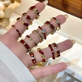 项链;耳环;戒指