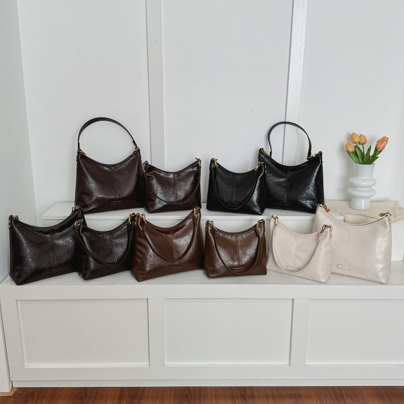 Cross-Border Retro Handbag Single Shoulder Small Square Bag Women's Bag 2026 Summer New Style Simple Light Luxury Shoulder Bag Commuter Crossbody Bag Cross-Border Retro Handbag Single Shoulder Small Square Bag Women's Bag 2026 Summer New Style Simple Light Luxury Shoulder Bag Commuter Crossbody Bag